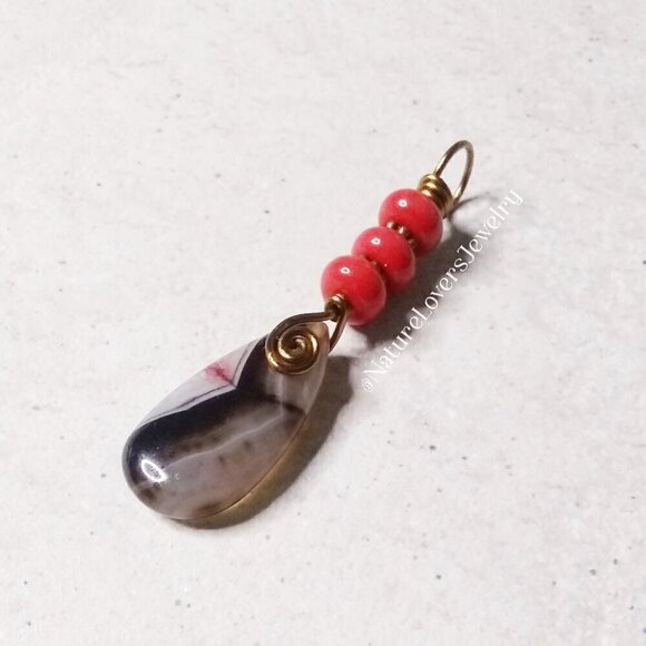 Elongated Beaded Pendant ~ Banded Agate & Ceramic Beads - Wire Wrapped w. Bronze - Picture 1 of 7